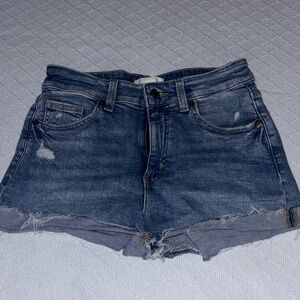 Stylish Blue Denim Women's Shorts